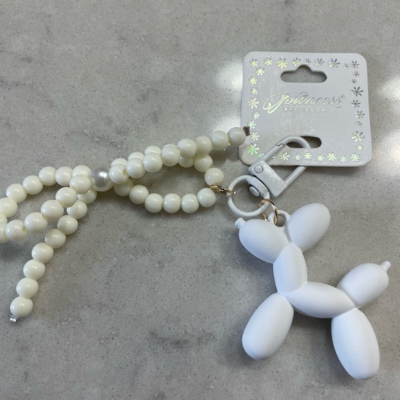 Balloon White Dog Charm/Zipper Pull with Cream Beaded Bow NEW - Picture 2 of 2